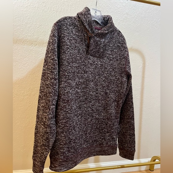 Le 31 Par Simons V Neck Turtleneck Sweater Men’s Size M 100% Polyester Maroon - Picture 6 of 16